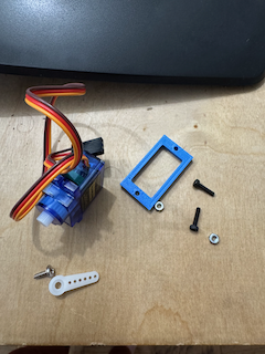 Servo bracket